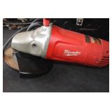 Milwaukee Heavy Duty Grinder 6088-30