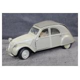 Vintage Die Cast  Maisto Citroen 2CV
