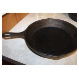Lodge Cast Iron Skillet 10"