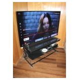 65" Samsung Flat Screen TV w remote & Base