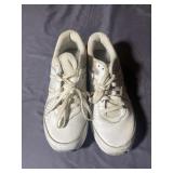 New Balance Tennis Shoes Size 9.5
