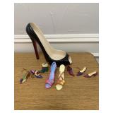 Decorative shoes lot: For the wine bottle, for the