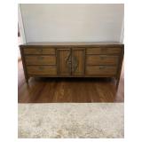 Vintage Century 9 Drawer Dresser w Mirror