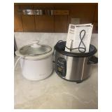 Rice cooker and Slow Cooker
