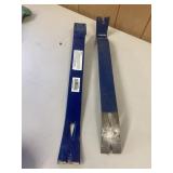 2 Pry Bars 15"