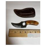 Damascus-Pattern Fixed Blade Knife ï¿½ Black/Wood Hh