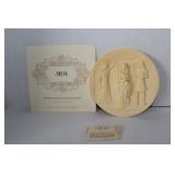 First Edition Ivory and Alabaster Plate AIDA   AC