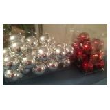 Unbreakable Christmas Bulbs