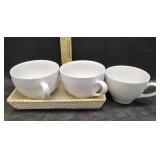 LARGE COFFE CUPS  & BASKET