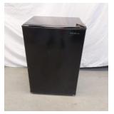 INSIGNIA REFRIGERATOR