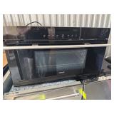 Wolf Built-In Convection Steam Oven