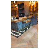 Buyer to remove: Complete Stonebar top bar front