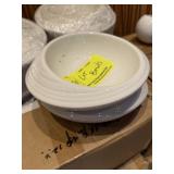 LOT OF SWIRL STYLE BOWLS