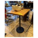 HITOP TABLE WOOD TOP ROUND BASE 24X30