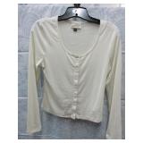 NEW WOMENS SMALL BUTTON FRONT TOP UNIVERSAL THREAD