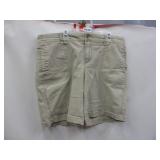 MAURICES WOMENS KHAKI SHORTS SIZE 12