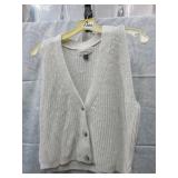 NEW WOMENS LARGE KNIT VEST BY UNIVERSAL THREADS