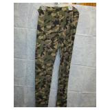NEW WOMENS CAMO LEGGINGS LARGE BOBBIE BROOKS