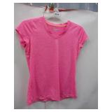 NEW WOMENS MEDIUM TEE XERSION