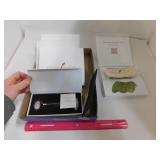 YOUNG LIVING FACIAL JADE GUA SHA STONE & ROLLER