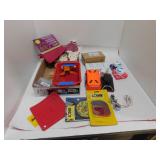 KITCHEN LOT *PAN GRABBERS, SCRAPERS, TOWELS & MORE