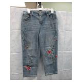 NEW WOMENS EARL JEANS SIZE 10 FLORAL EMBROIDERY