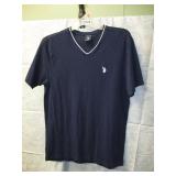 NEW MENS V NECK TEE MEDIUM BY US POLO ASSN