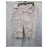 NEW WOMENS CROP PANTS 10 GLORIA VANDERBILT
