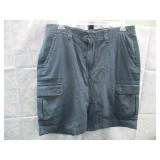 NEW MENS CARGO PANTS SIZE 36 ST JOHNS BAY