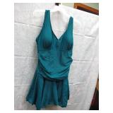 NEW WOMENS SWIM SUIT DRESS 4XL