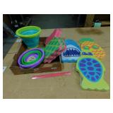 NEW KIDS SUMMER BEACH TOY LOT *ASSORTED