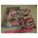 CANDY BAR LOT *TWIX