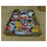 NEW ROADPRO AUTO LIGHTBULB LOT *ASSORTED