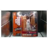 2003 MCFARLENES LEBRON JAMES FIGURE DEBUT