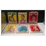 LOT OF 6 1971 TOPPS BASKETBALL CARDS W/ STARS