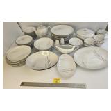 Platinum Wheat Pattern Dish Set