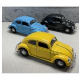 Volkswagen 1:25 Scale Diecast Beetles Lot.  (3)