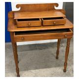 Country Sheraton-style Dressing Table or Desk