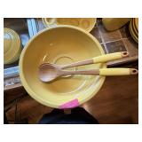 Dishware