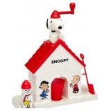 USED Snoopy SNO-Cone Machine, Snow Cone Shaved
