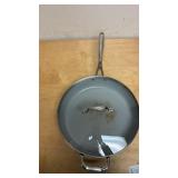 HENCKELS 5QT PAN used