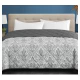 Season's Collection Down Alternative Blanket - Que