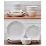 #8 Pfaltzgraff  24-Piece Dinnerware Set