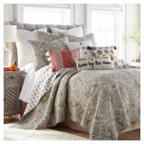 #31 Levtex Home Kassandra Quilt Set