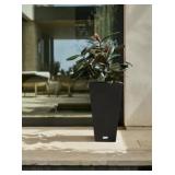 #8 Veradek Pure Series Midland 24" Plastic Planter