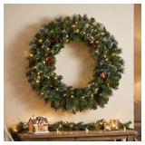 #40 Pre-Lit Crestwood Spruce Wreath, 30"