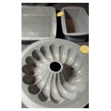 SmartWare Silicone Bakeware w/ Metal Rack