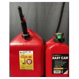 5 & 2.5 Gallon Gas Cans Lot