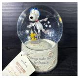 Hallmark Snoopy Make Space Friends Water Globe