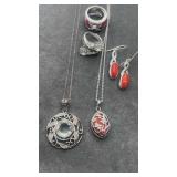 925 jewelry sets.  Size 5 & 6 rings 38g. Red